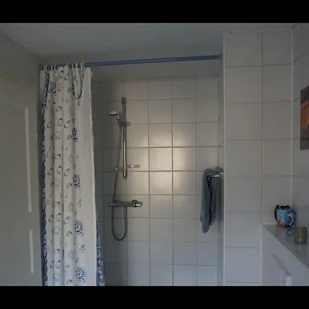 Frau Albrecht *