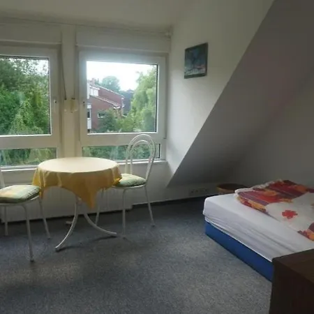 Frau Albrecht Homestay Hannover
